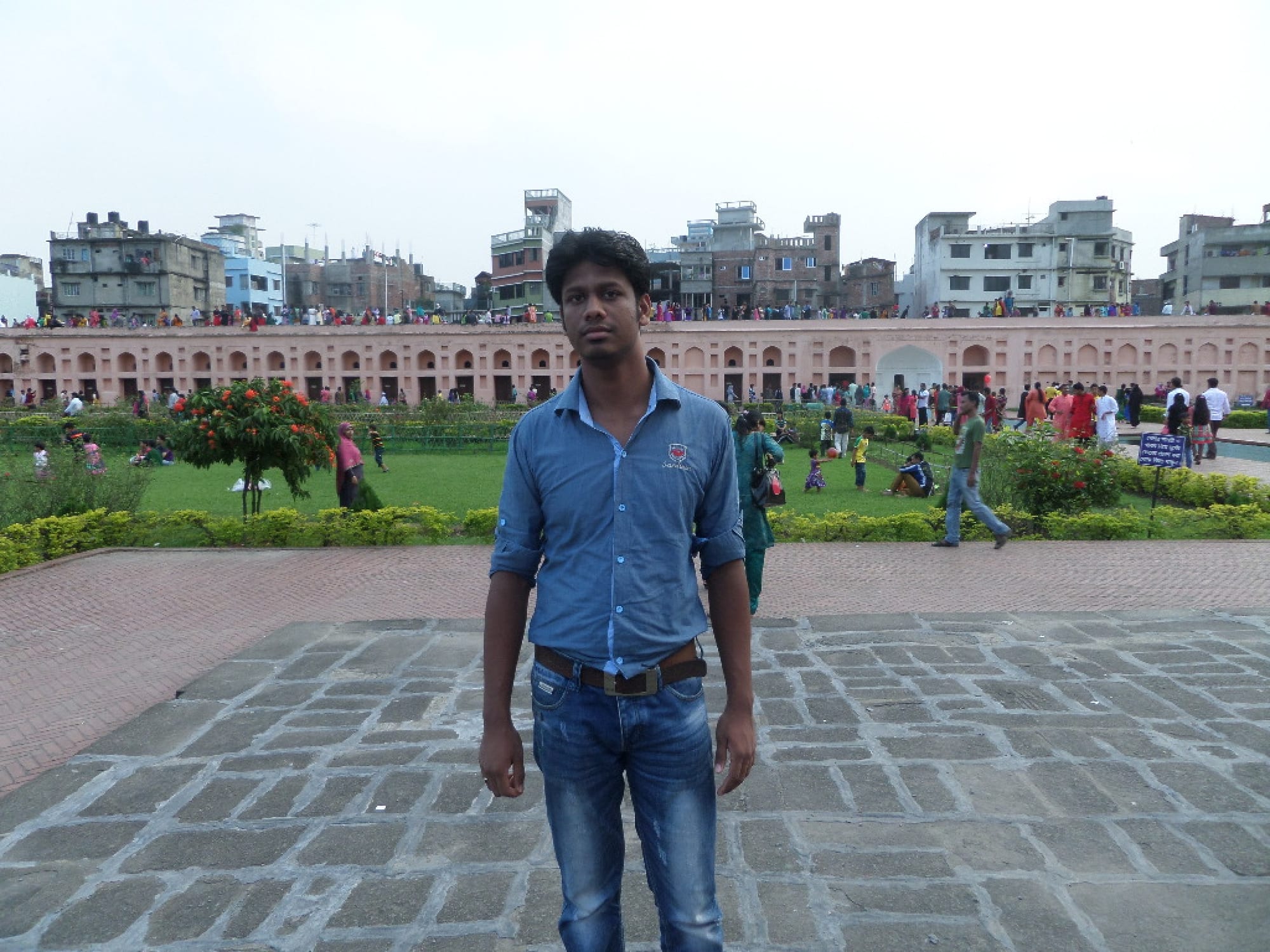 lalbag kella