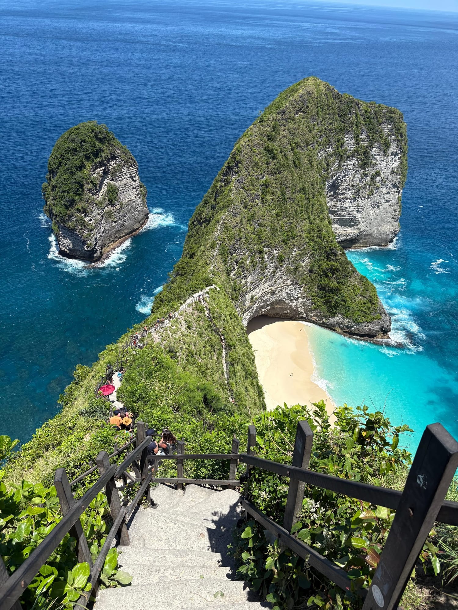 Kelingking Beach