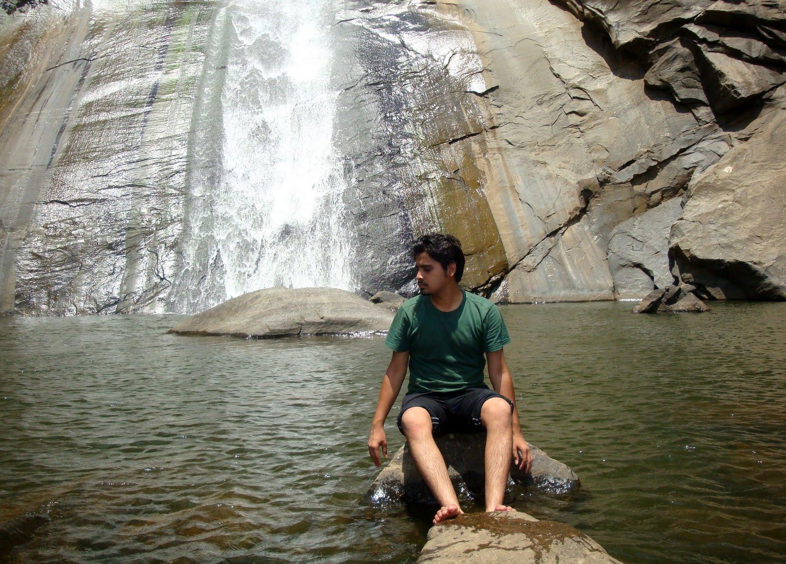 Hundru Falls