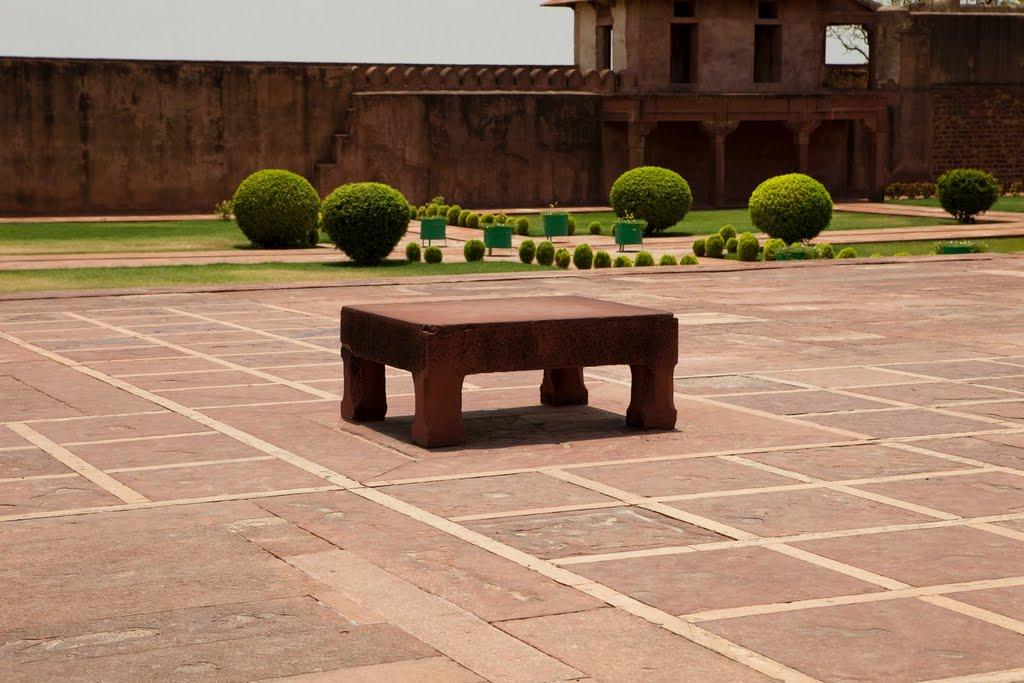 Pachisi Court