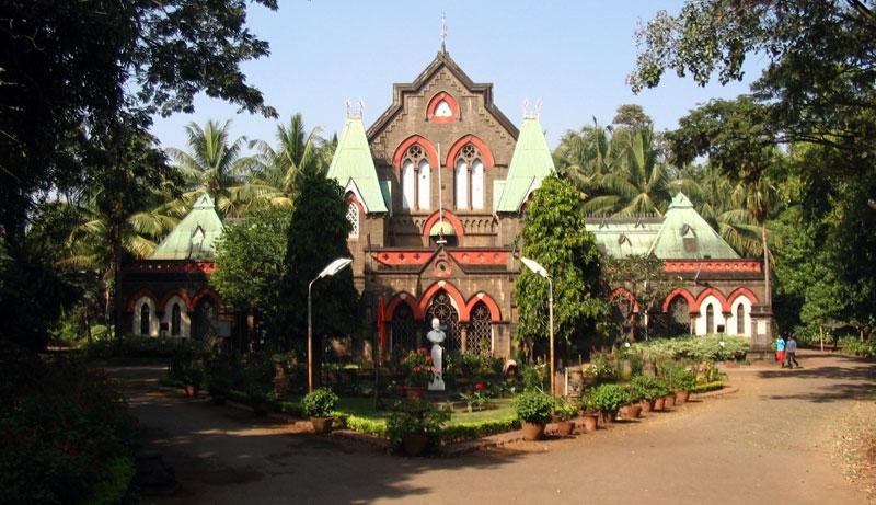 Siddhagiri Gramjivan Museum