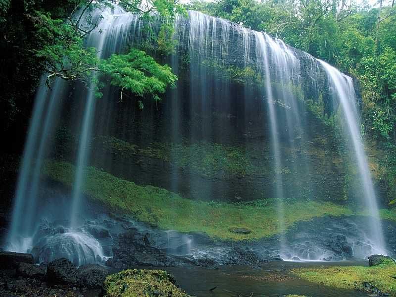 Hundru Falls