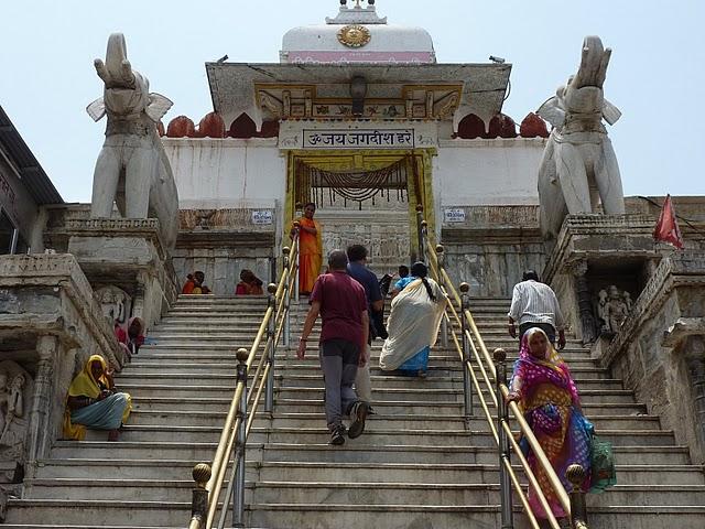 Jagdish Temple intersection
